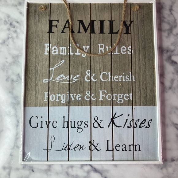 Other - 🆕 Family Rules Wall Decor